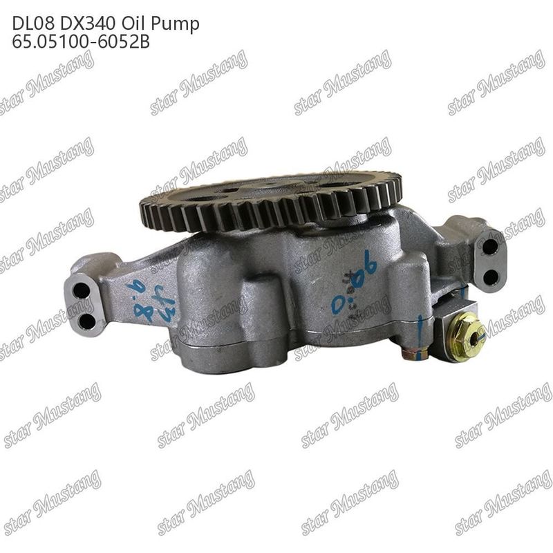 DL08 DX340 Pompe à huile 65.05100-6052B Pour les pièces détachées de moteur Doosan Daewoo