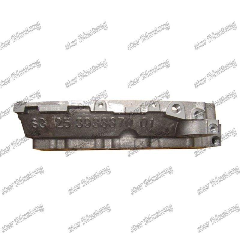 4BT 4D102 4BTA Tête de cylindre du moteur 3933370 3920005 3904570 Pour pièces détachées de moteur Cummins