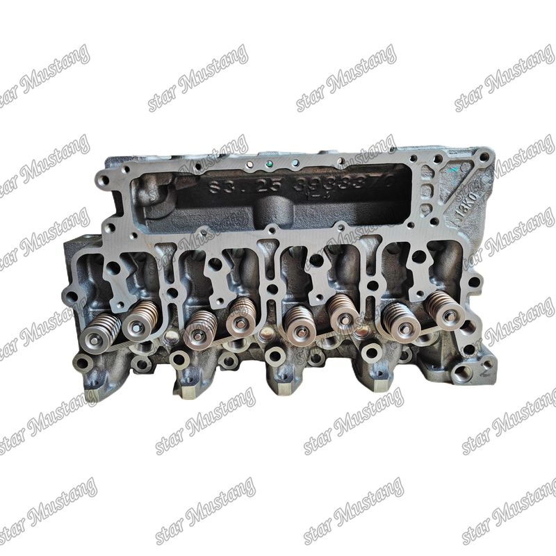 4D102 Assemblage de la tête de cylindre du moteur 3933370 3966454 3933352 Pour pièces détachées de moteur Cummins