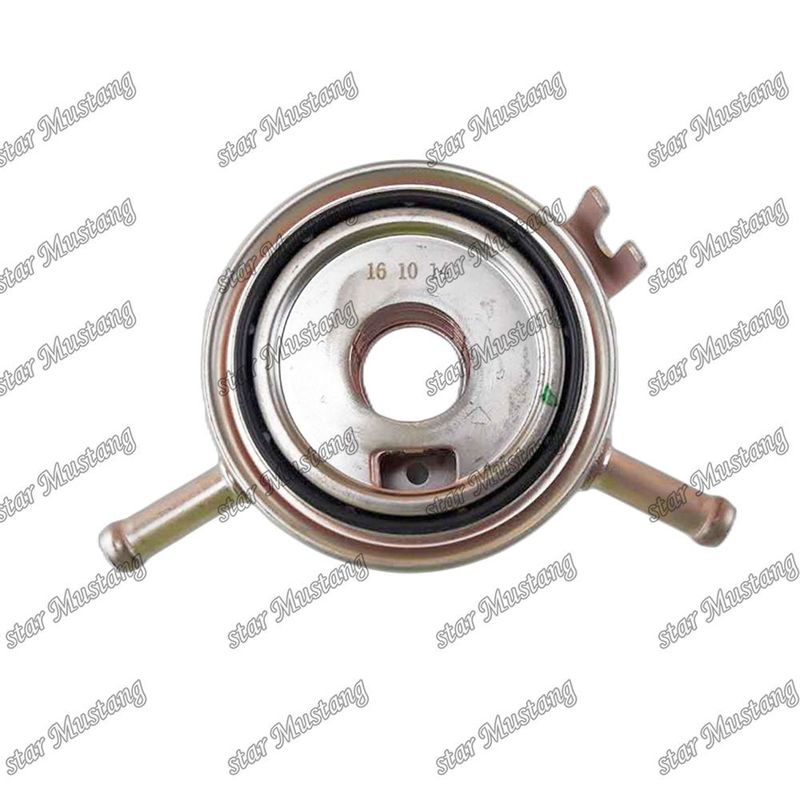 Cooler à huile V2003 V2203 V2403 1G730-37010 1E081-37010 Pour pièces détachées de moteurs Kubota
