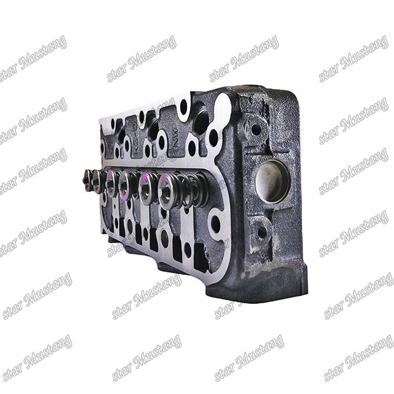 Assemblage de la tête de cylindre D1105 1G053-03040 1G065-03044 16032-03042 16261-03040 Convient pour les pièces détachées du moteur Kubota