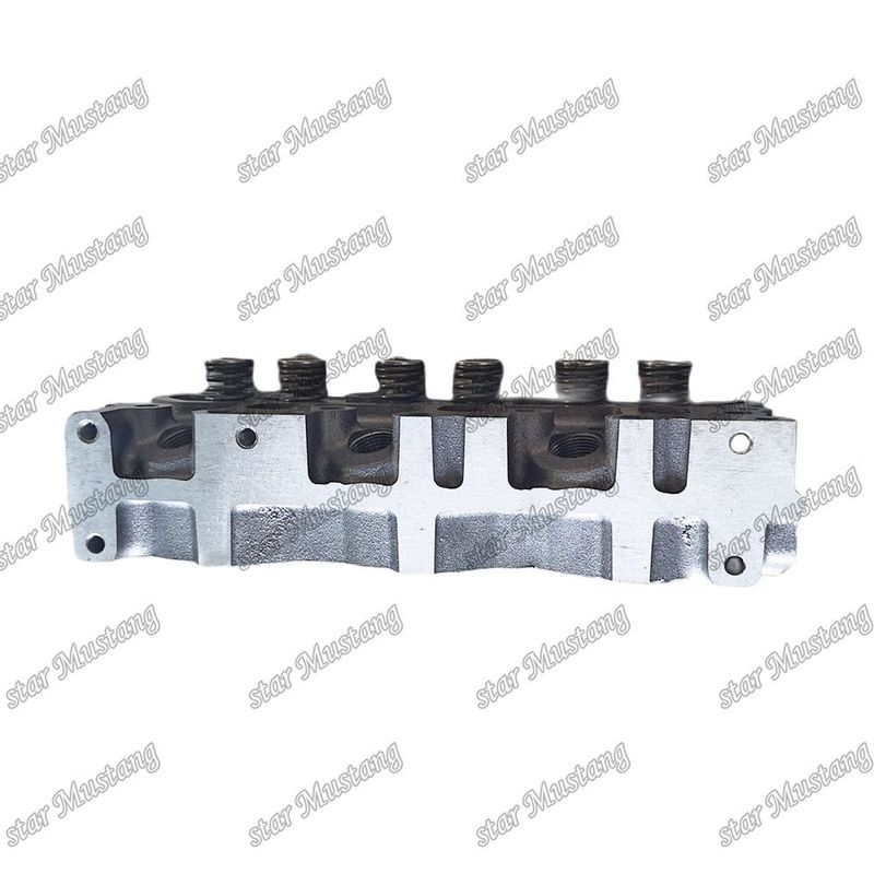 Assemblage de la tête de cylindre 3TNM74 3TNM72 119517-11740 Convient pour les pièces détachées du moteur Yanmar