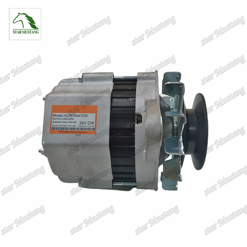 Alternateur de moteur diesel d'origine 4D95 PC60-5 24V 30A 600-821-3850